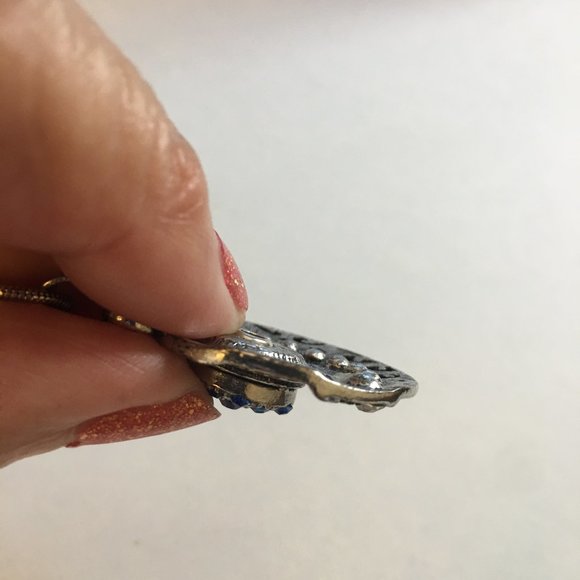 Silver Tone Blue Rhinestone Medallion Necklace - Picture 7 of 7